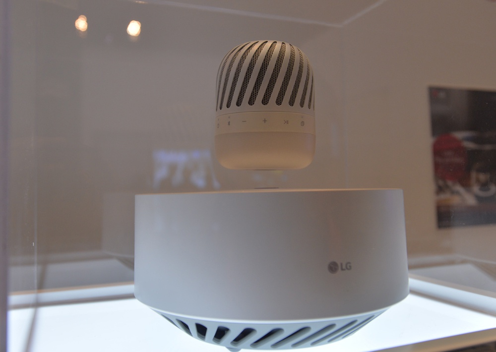 Những sản phẩm độc đáo tại triển lãm LG InnoFest 2017 - Máy lọc nước Lý Hải