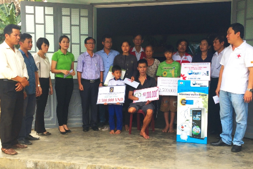 Quà tặng thiện nguyện cho mảnh đời khó khăn tỉnh Quảng Nam - Máy lọc nước Lý Hải